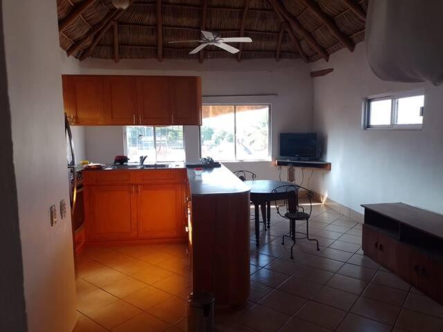 Casa Gaby Apartments Close To The Beach Пуэрто-Вальярта Экстерьер фото